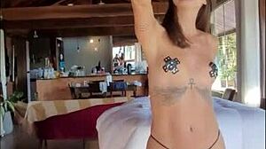 sugar daddy called ana rothbard with her cute pretty legs and blue eyes