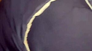 I Met a Mature Woman at a Party, Wanna See?