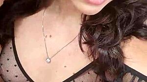 Shemale Wants Naughty Guy to Fuck and Cum in Ass