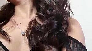 Shemale Wants Naughty Guy to Fuck and Cum in Ass