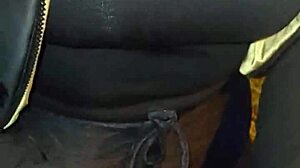 I Met a Mature Woman at a Party, Wanna See?