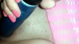 hey, wanna taste sus ricos jugos with this hot latina mexican amateur babe tonight?