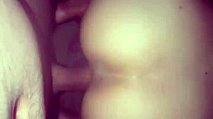 Latina amateur in bedroom workout