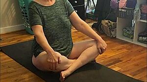 Hot Milf Stretches Big Ass During Morning Yoga