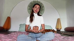 foreskin vs circumcised penises explained in tutorial by roxy fox