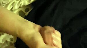 Hey, lady, give me a glass wank!