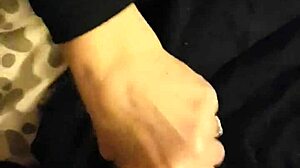 Hey, lady, give me a glass wank!