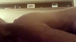 I, Alineflavio, got a creampie from my blonde milf partner.