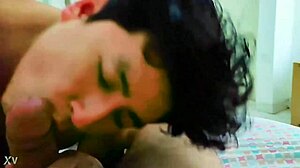 mi amigo me pide una mamada y yo se la doy con mucho gusto