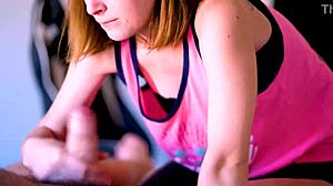 i can't stop sucking off my cute friend next door, she's so wet!