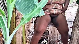 Outdoor Milf with Big Pussy Pees in Public