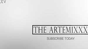 Glam pornstar sunny leone shows off her curves at digitaldesire