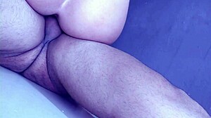 hey, gozando no pau while riding 😏