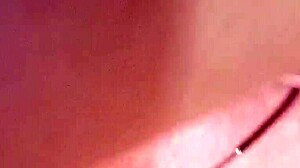I’m Licking My Mature Wife’s Cunt in Real Home Video 😍