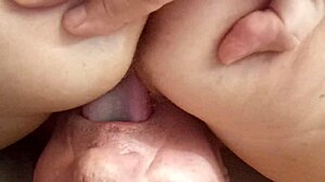 I’m Licking My Mature Wife’s Cunt in Real Home Video 😍