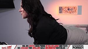 Diese Girl Drives Me Crazy with Jolee Love on Webcam!