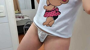 Damn, her thong barely covers, all sticky with cum, wanna give that pussy, girl rubbing her clit, shaking in that dental floss!