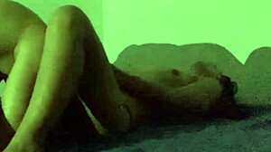 chupando novinha de 18 anos gostosa com pe grande e orgasmo