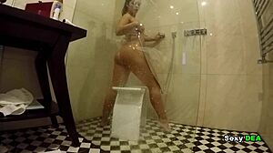 Steamy shower quickie with sexydea after pounding