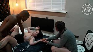 Watch that cum-eating cuckold as his hotwife gets blacked?