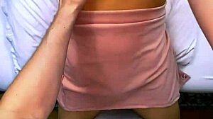 El Estudiante Lleva a la Madrastra a Su Cuarto para Algo Más