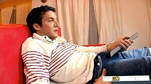 Testing Her New Vibrator Maxine Solo