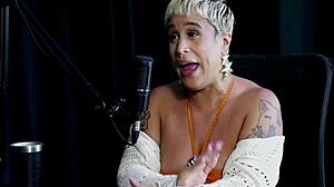 Just Joana's Passionate Truth in Bisexual Fuck and Foot Worship