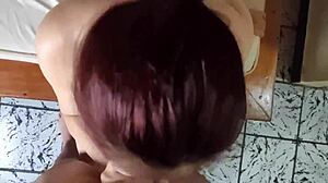 Ruscă latină milf îl lasă pe soț pentru deepthroat distractiv