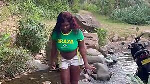 I helped a stranger and she wanted forest sex, almost caught