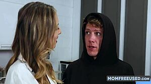 Public freeuse, who needs privacy? 😏 - Millie Morgan