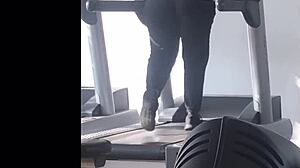 Big Booty Shakes On Treadmill
