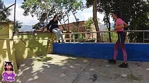 Heyy, training outside with a tall guy! He’s teaching me cardio, and I’m loving every sweaty second! 💦