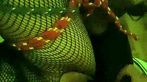 fat teen gets huge ass fucked with plug 😈