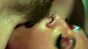 teen gfs kiss and facesit