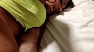 Minha madrasta me ensinou a transar sem camisinha