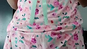 Model Shows Off Sexy Pink Pajamas in Innocent Solo Clip