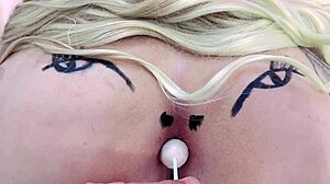 Mentes maliciosas v�o dizer que � um cu rosinha chupando pirulito completo no sheer e red