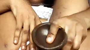 Hey, wanna see a quick solo with toys and spreading?