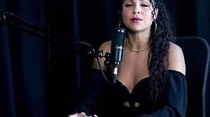 tem certas coisas nela que sao pequenininhas era modelo deu dicas para mulheres e conversou com a mae sobre vender conteudos - sweet karolzinha watch on sheer red