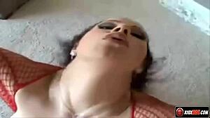 Gianna says, 'Seduce me in my red dress'