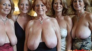 Fantazijske babice razkazujejo ovisle joške v divji cerkveni sceni! 😜