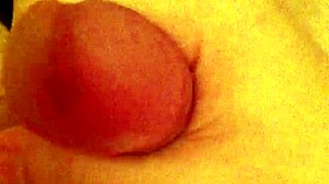 toilet wanking session with a twist 😜