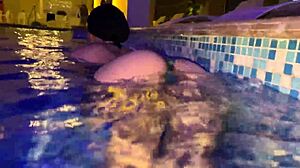 pareja de exhibicionistas follan en spa público-katty blake