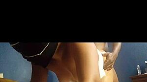 Curvy Bodybuilder Fucks