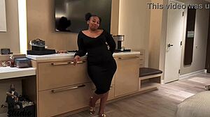 Guest loves a tall dreadhead with a big black cock 😍