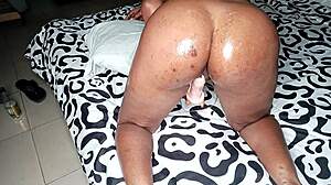 My yellow pawpaw girlfriend plays with dildo and toys, oh man