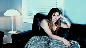 interviewing curvy latina allidoll with sexy photoshoot pov 😊📸