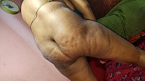 Office Boy Fucks His Madam in Homemade Clip