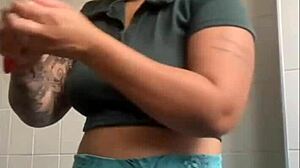 Gosto De Mostrar Minha Rachada Inchada