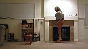 Rachel st clair feels intense pleasure in handcuff bondage booty show, her ass bound and helpless